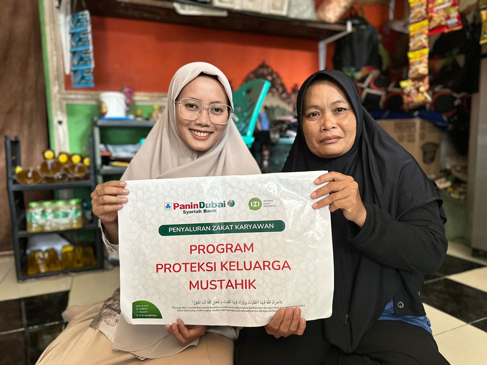 Bantuan IZI & Panin Dubai Syariah