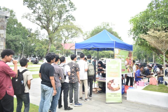 Makan Siang Gratis di Kota Medan