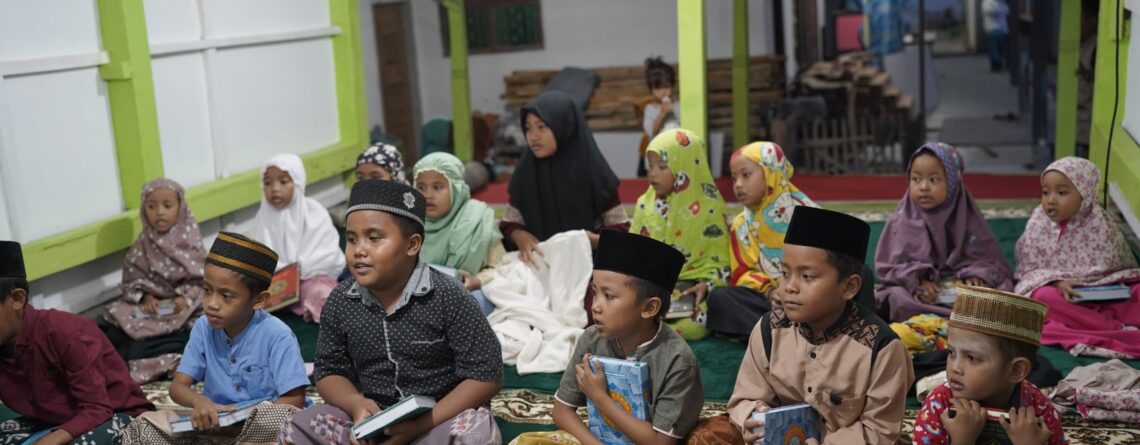 Bantuan renovasi Musholla & Al-Qur'an