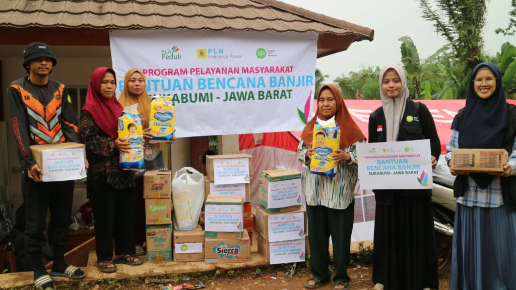 Bantuan untuk Warga Terdampak Banjir Bandang
