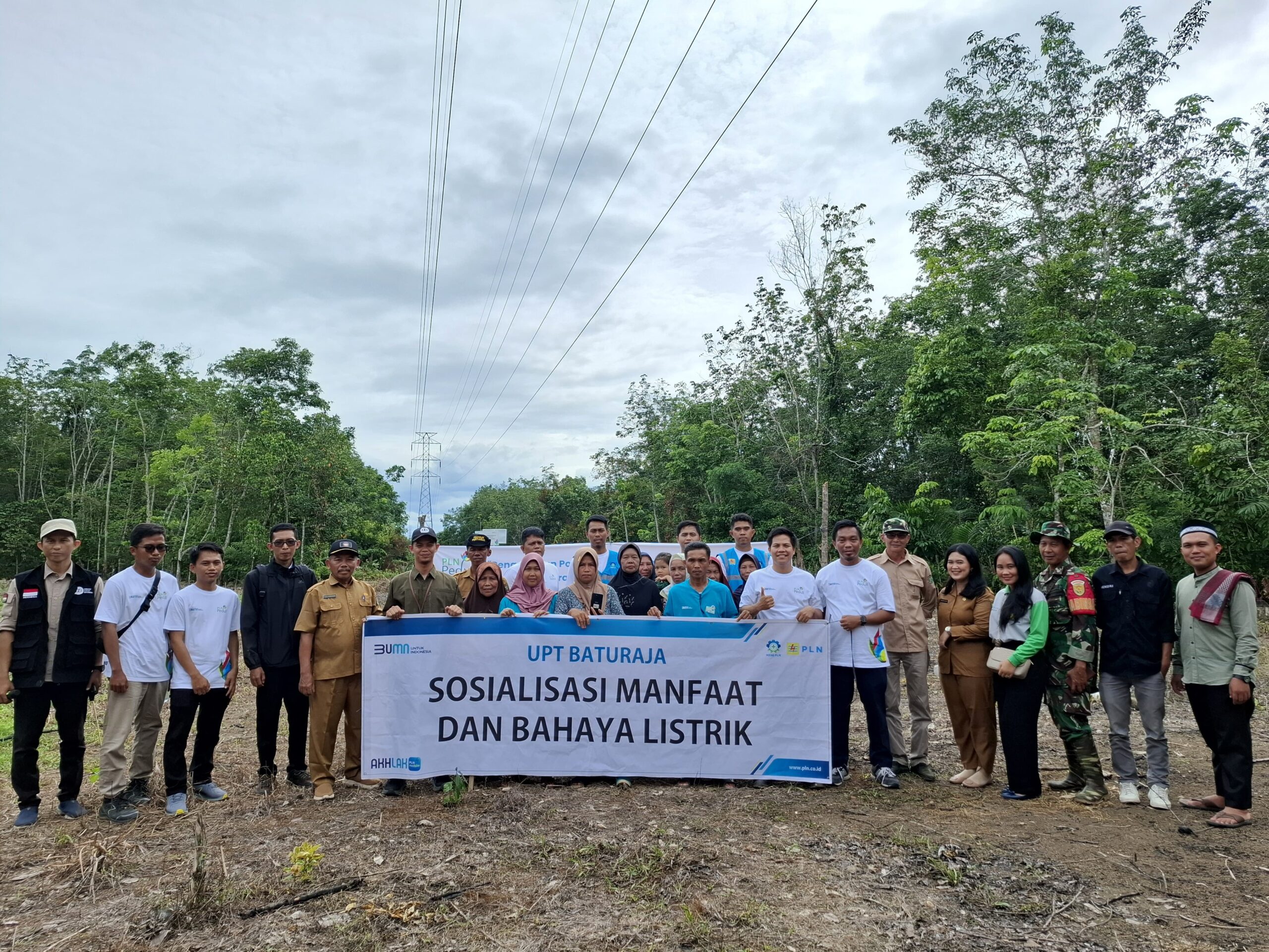 Program Penggantian Pohon dengan Tanaman Produktif