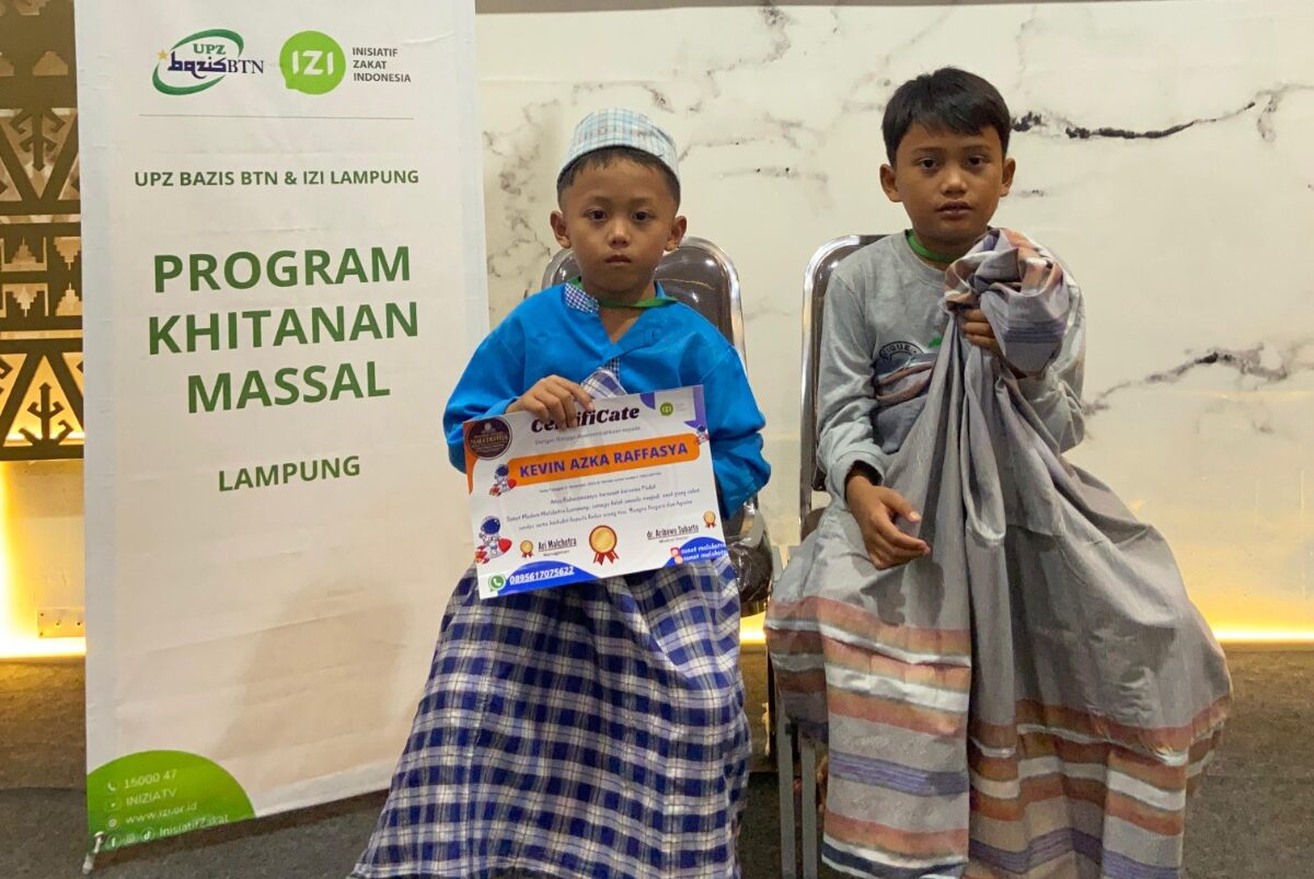 Program Khitanan Massal IZI Lampung